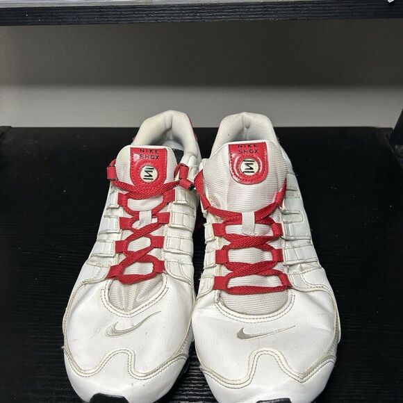 Nike Shox JX Sz 11 Leather White University Red Mens Running Sneakers 378341-110 - Picture 3 of 16